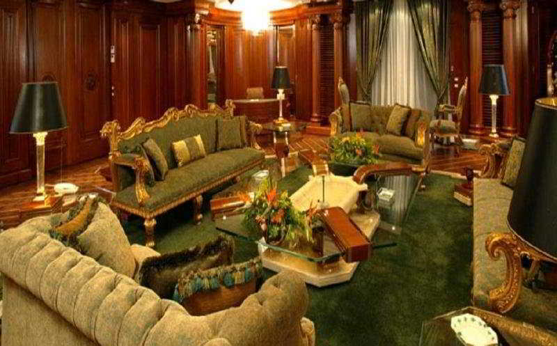 Grand Hills Hotel & Spa Броумана Экстерьер фото
